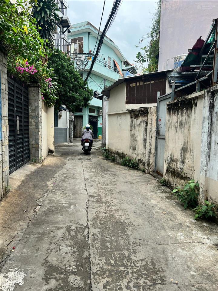 40m2  3 tầng  chợ gò vấp  hẻm 3,5m thông  nguyễn văn nghi  chỉ 3,9 tỷ