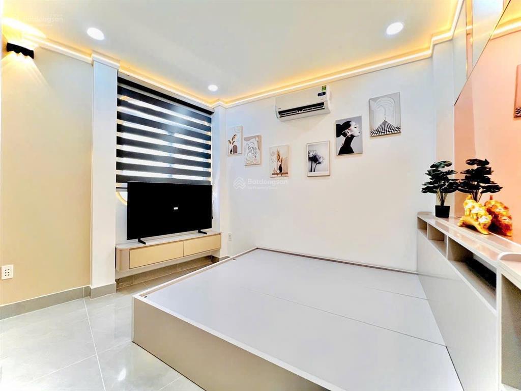 40m2  3 tầng  chợ gò vấp  hẻm 3,5m thông  nguyễn văn nghi  chỉ 3,9 tỷ