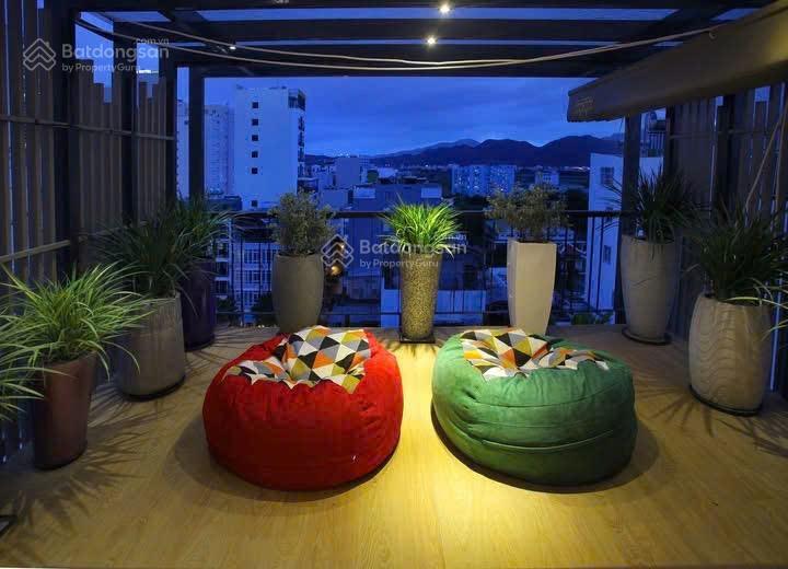 Bán toà căn hộ phố tây nha trang  sẵn đòng tiền  hẻm ô tô