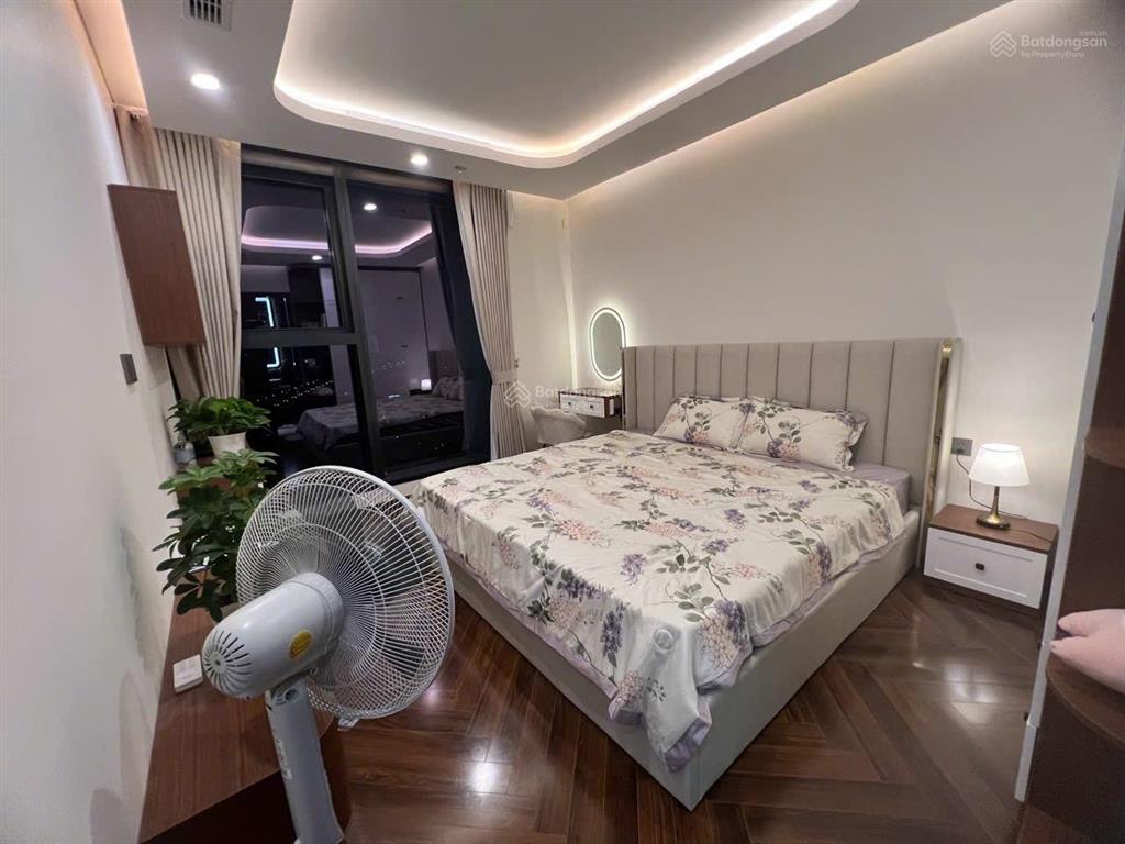 Cho thuê căn hộ 2pn giá 13tr/1 tháng.  e lan 0395 642 ***