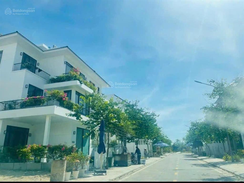 Bán căn góc nhà vườn đông nam, giá 34,9 triệu/m2 xd