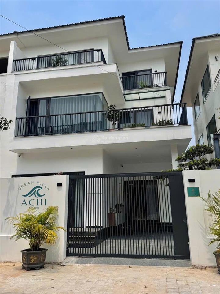 Biệt thự nhà vườn một trong số ít còn lại beach villa cửa lò giá chỉ còn 9,4 tỷ