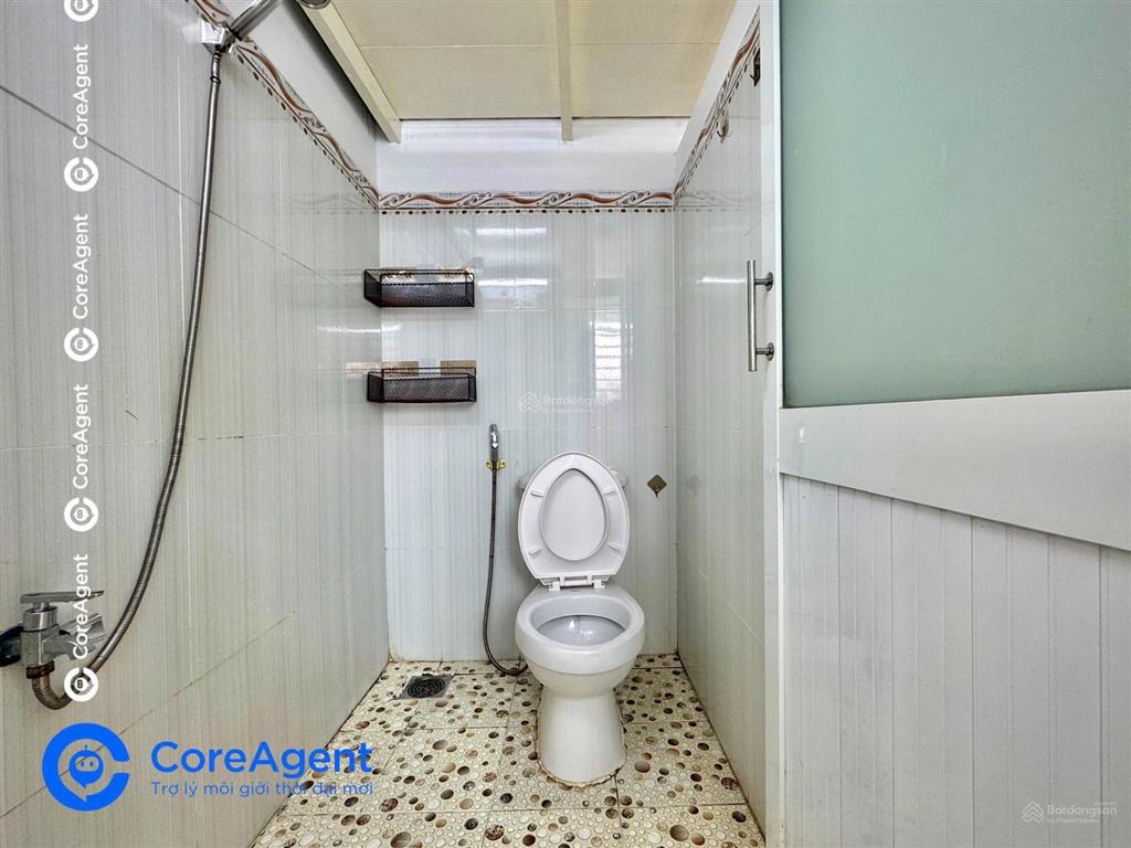 Căn hộ duplex đối diện đầm sen  sát vòng xoay lê đại hành, có thang máy  bancol thoáng