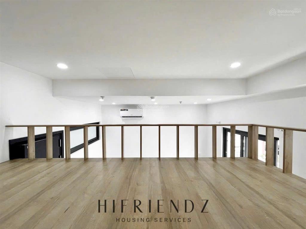 Khai trương chdv full nội thất cao cấp  ngay ngã 4 bốn xã, nhận ( sạc ) xe điện  có thang máy