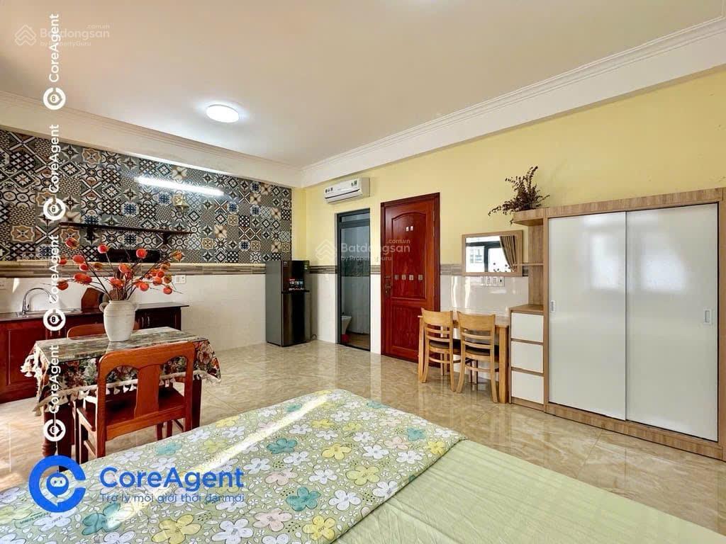 Studio ban công full nt tone homestay ngay đại lộ võ văn kiệt  có chỗ đậu ô tô