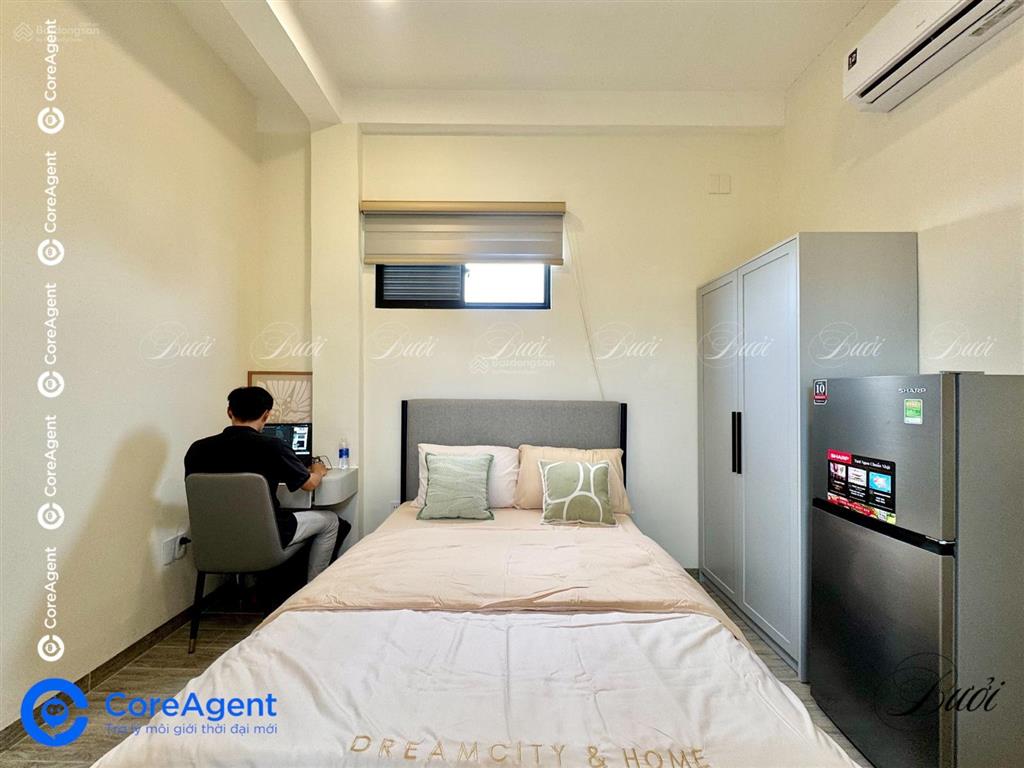 Ch mini full nt cửa sổ trời  mới xây gần đầm sen, đh văn hiến  giáp q6, q11  thang máy