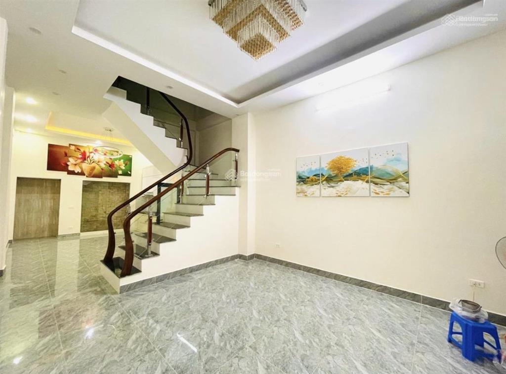 Hẻm ô tô võ thị nhờ q7  ngang 6,5m  3pn  shr  chỉ 3,5 tỷ