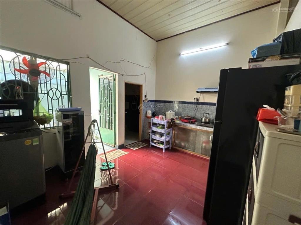 B.á.n đất tặng nhà mặt tiền đường thông nguyễn duy trinh  212m2  ngang 8.5m  chỉ 12.x t.ỷ