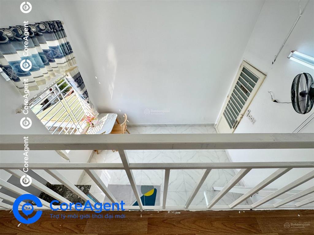 Phòng trọ thoáng mát  thang máy  đầy đủ nt gần aeon tp  tân sơn nhì