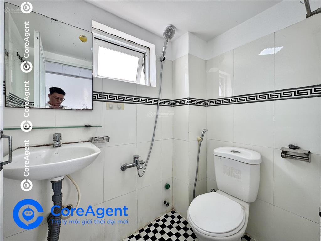 Phòng trọ thoáng mát  thang máy  đầy đủ nt gần aeon tp  tân sơn nhì