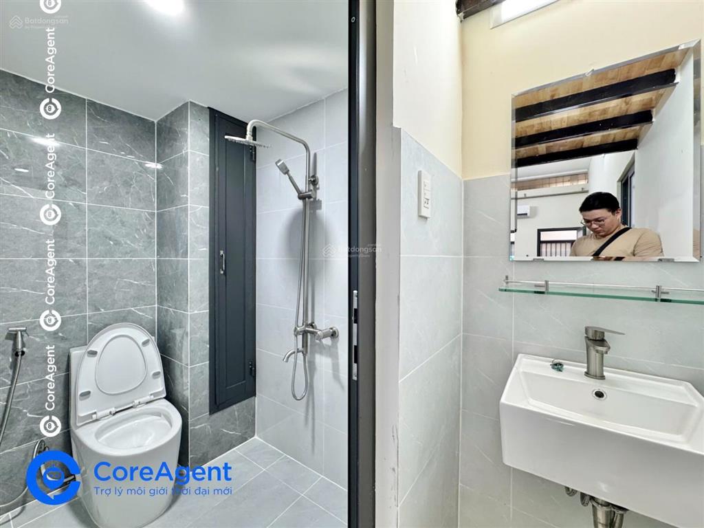 Phòng tầng trệt siêu rộng  full nt mới 100%  có sân nắng trồng rau  máy giặt riêng