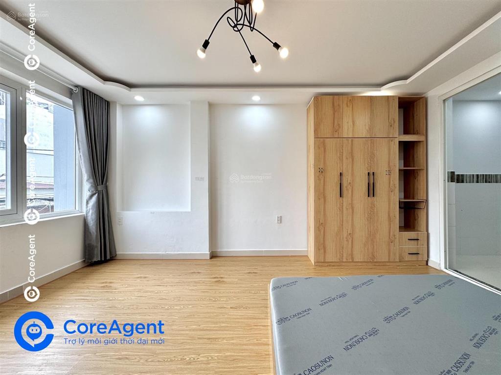 Căn hộ 1 phòng ngủ  1 phòng khách sang xịn mịn full nt ngay luỹ bán bích  vườn lài  thang máy