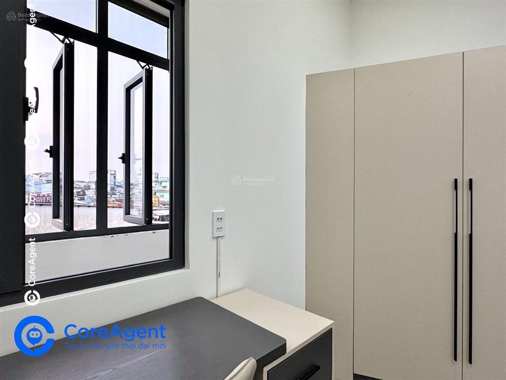Studio phong cách hiện đại  mới xây 100%  full nội thất sát ngã tư bốn xã  khu tên lửa