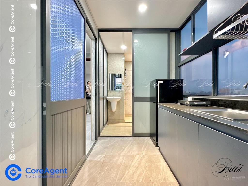 Căn hộ studio bancol  thang máy  full nội thất ngay lũy bán bích