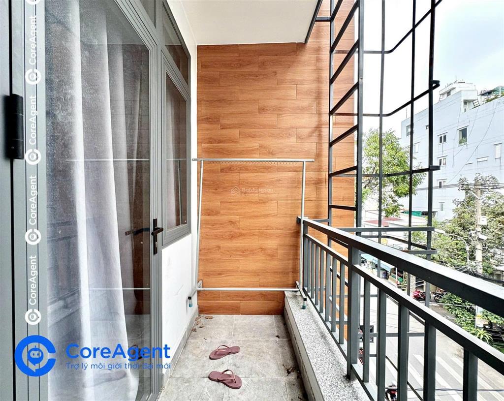 Căn hộ studio bancol  thang máy  full nội thất ngay lũy bán bích