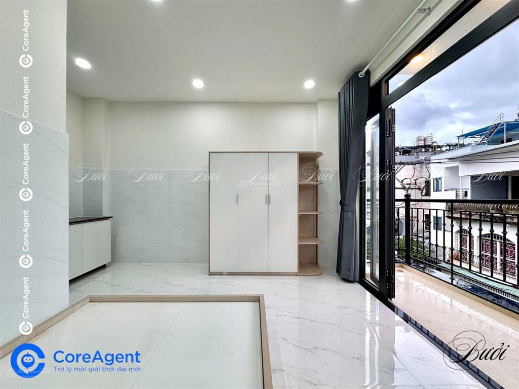 Phòng dịch vụ 23m2 full nội thất  mới xây 100%  thang máy ngay đầm sen