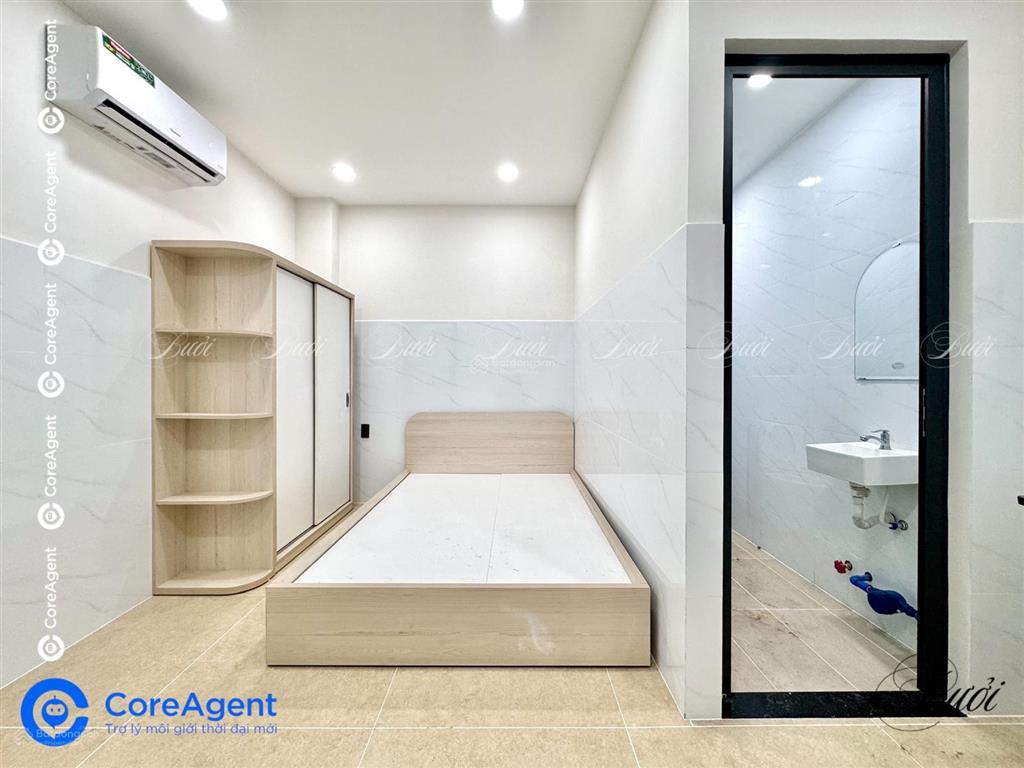 Phòng dịch vụ 23m2 full nội thất  mới xây 100%  thang máy ngay đầm sen