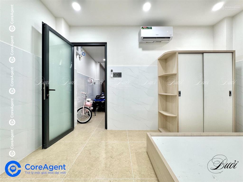 Phòng dịch vụ 23m2 full nội thất  mới xây 100%  thang máy ngay đầm sen