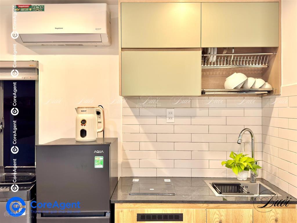 Studio cao cấp  cửa sổ trời full topping mới xây 100% sát đầm sen