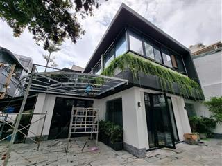 Biệt thự siêu khan hiếm góc 3 mặt tiền trần đình xu q1, đơn giá chỉ 250 triệu/m2