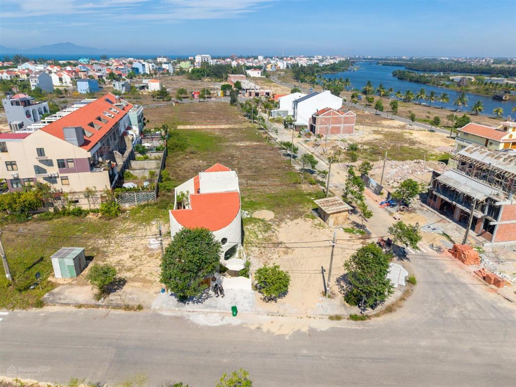 Royal riverside villas hội an  làng chài hội an, giá chỉ 38tr/m2, hạ tầng hoàn thiện, sẵn sổ hồng