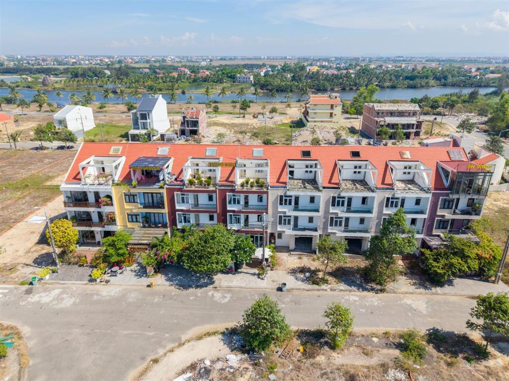Royal riverside villas hội an  làng chài hội an, giá chỉ 38tr/m2, hạ tầng hoàn thiện, sẵn sổ hồng