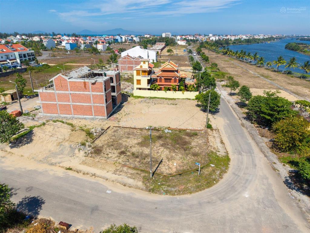 Royal riverside villas hội an  làng chài hội an, giá chỉ 38tr/m2, hạ tầng hoàn thiện, sẵn sổ hồng