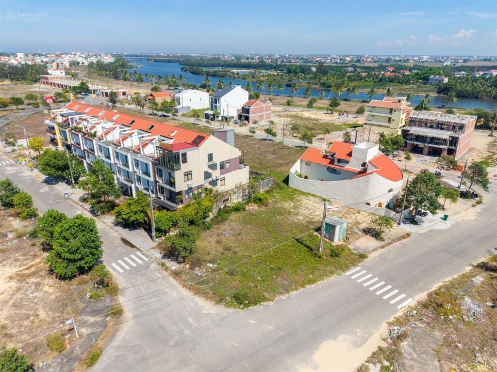 Royal riverside villas hội an  làng chài hội an, giá chỉ 38tr/m2, hạ tầng hoàn thiện, sẵn sổ hồng