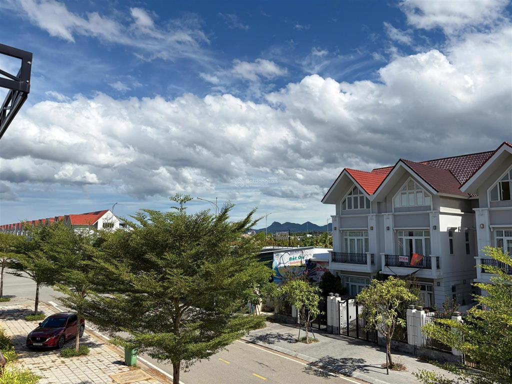 Sẵn sổ bán nhanh lô đất đẹp 156m2 núi thành, đà nẵng, giá chỉ 10,83tr/m2 gần cảng