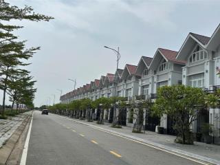 Sẵn sổ bán nhanh lô đất đẹp 156m2 núi thành, đà nẵng, giá chỉ 10,83tr/m2 gần cảng