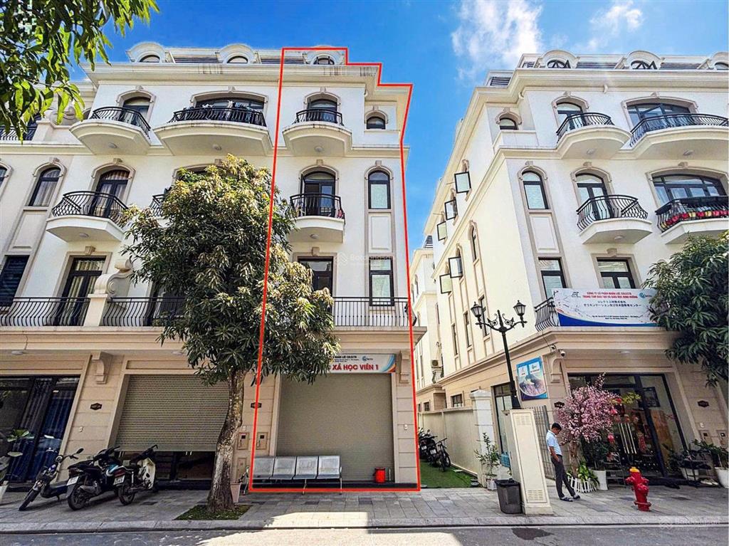 Chiết khấu 40%  nhanh mới kịp sao biển xẻ khe hoàn thiện giá tốt nhất 97,5m2 giá chỉ 13.x tỷ