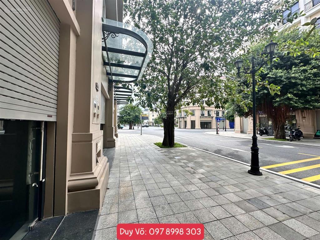 Chỉ còn 1 căn san hô 128m2 giá chỉ 13 tỷ, 100tr/m2  đường 20m  lòng nhà siêu rộng  0978 998 ***