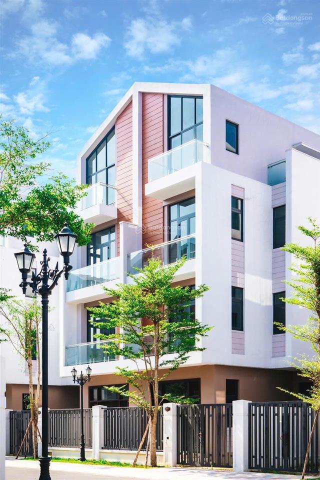 Bán lại gấp biệt thự tứ lập ánh dương 120m2 giá 16 tỷ đông bắcđông nam. mua được là lãi ngay