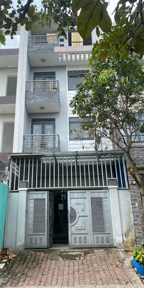 Rẻ vô địch  chính chủ bán nhà 4 tầng khu dân cư intresco kiên cố chủ tự xây 100m2 nhỉnh 8 tỷ.