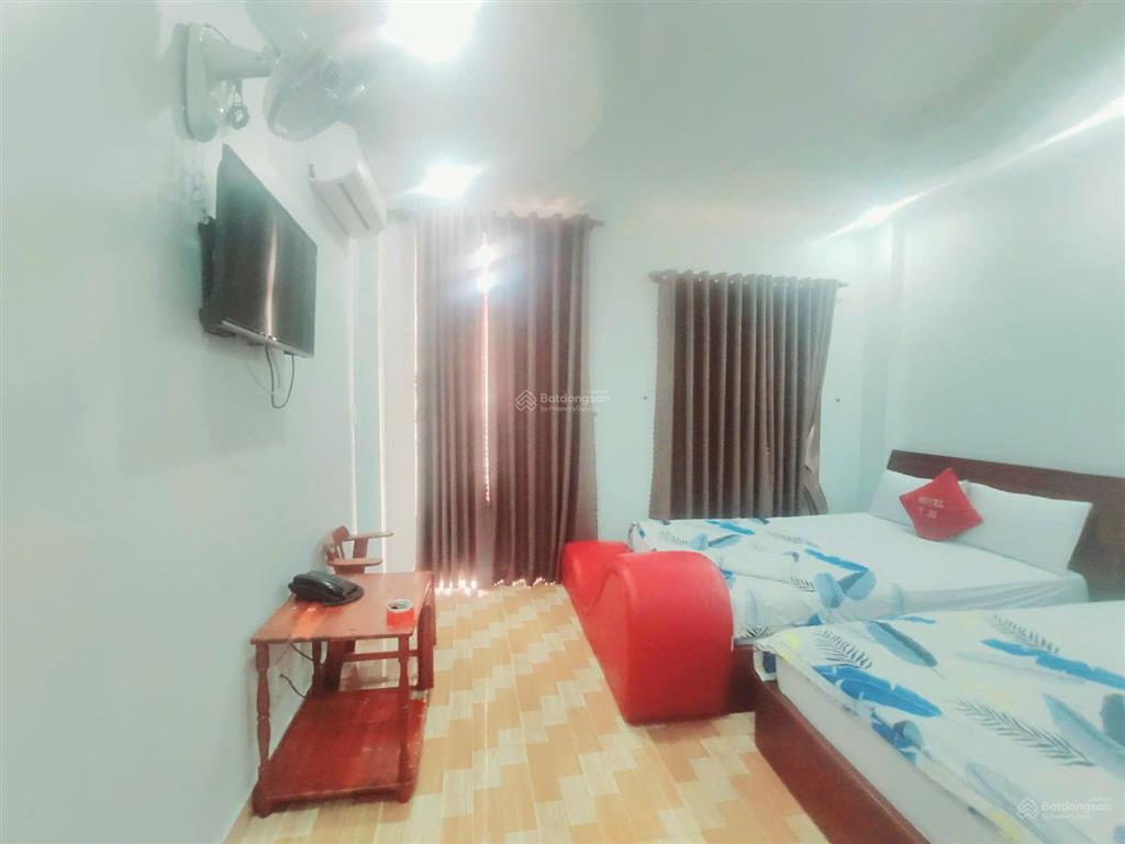 Bán ks nhà mt ngộp nặng trần thị cờ, thới an, q12, 96m2, 5 tầng, thang máy, 14 phòng