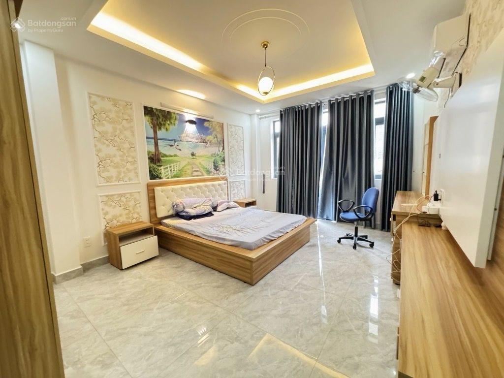 Giảm sâu 2 tỷ  nhà 5 tầng 6pn  thang máy  (4x22m) 90m2  hxh 5m  ngay emart phan huy ích