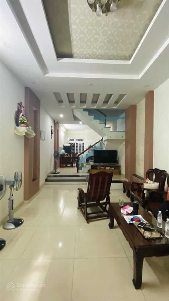 Nhà quang trung 4 tầng 4pn  dt 86m2  hxh  ngay chợ hạnh thông tây chỉ 9.6tỷ