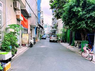 Chủ gấp quá rồi, giảm sâu 300tr  chỉ còn 7.7 tỷ  ngang đẹp 5m  xe hơi chạy thẳng một trục