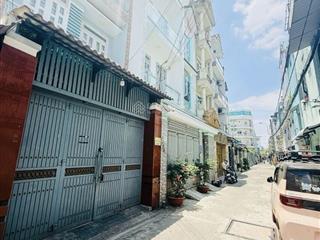 2 phút đi bộ ra chợ phạm văn bạch hxh thông các ngã  dt 4.5x18m (81m2)  4 tầng 4pn nhỉnh 8tỷ