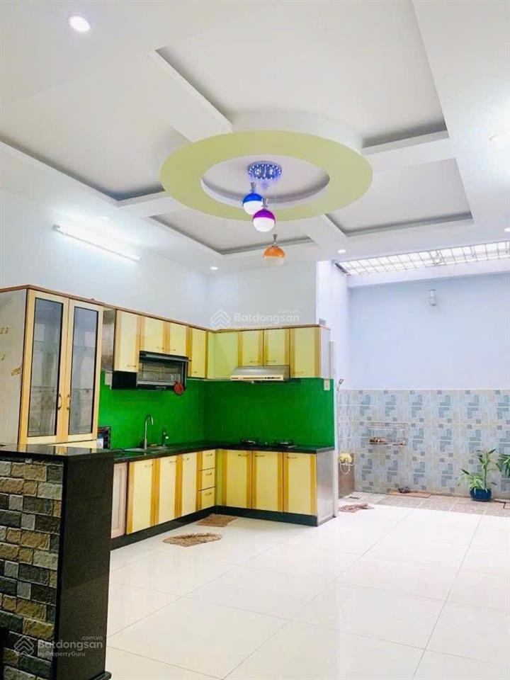 2 phút đi bộ ra chợ phạm văn bạch hxh thông các ngã  dt 4.5x18m (81m2)  4 tầng 4pn nhỉnh 8tỷ