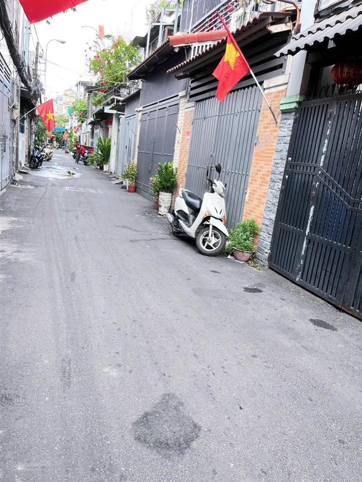 Chưa đến 90tr/m2  ngang hiếm ~5m  hxh 6m  bán đất tặng dãy phòng trọ  ngay chợ phạm văn bạch