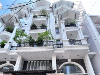Đối diện emart phan huy ích  hxh 6m  ngang đẹp 4.5m  68m2  5 tầng 5pn  ô tô ngủ trong nhà