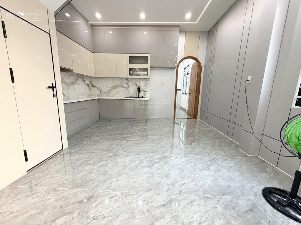 Lô góc 2 mặt hẻm xe hơi  (4.5x16m) 72m2  ngay công viên làng hoa gò vấp  full nội thất