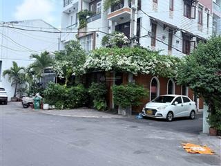 Hxh 10m ô tô đậu ngày đêm  đối diện emart  xây mới 4 tầng  full nội thất  8.8 tỷ