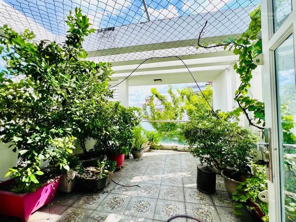 Bán nhà 4 tầng 4pn, 80m2(4x20m), hẻm xe hơi thông, ngay ngã ba quang trung tân sơn, chỉ 8.2 tỷ
