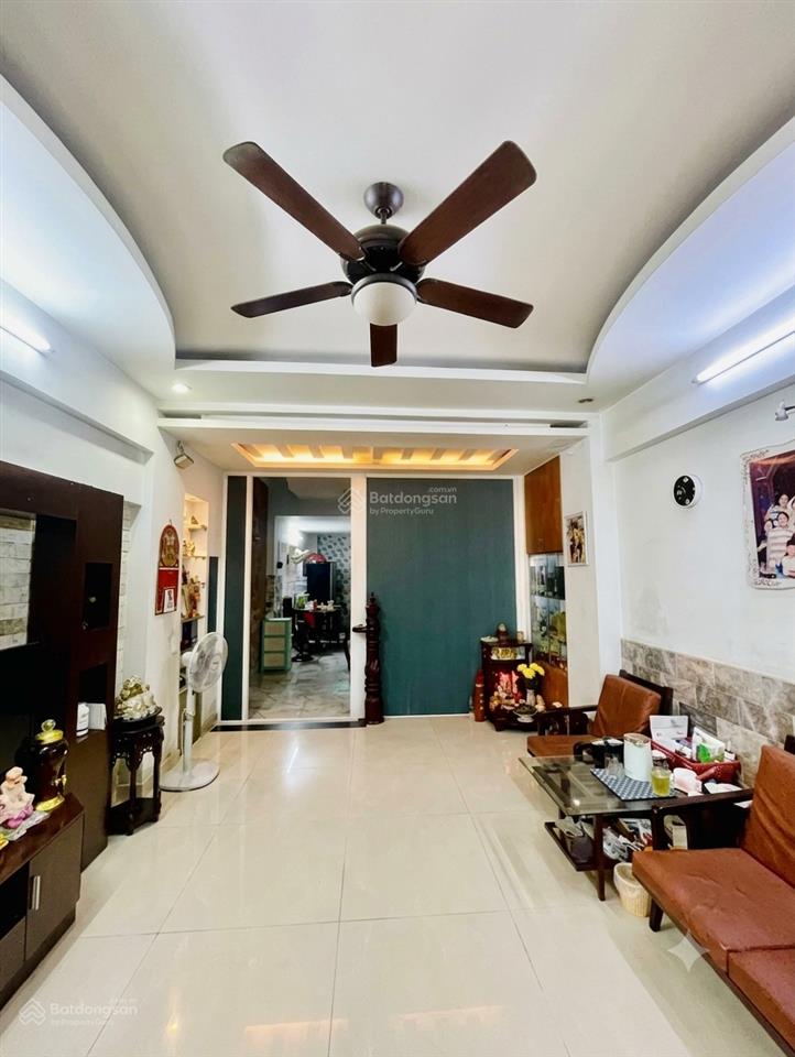 Bán nhà 4 tầng 4pn  4x16m (60m2)  15m ra đường xe tải  kế bên emart phan huy ích  chỉ 6.35 tỷ