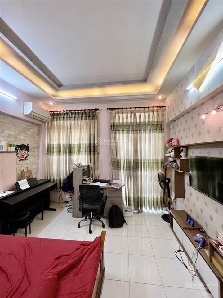 Bán nhà 4 tầng 4pn  4x16m (60m2)  15m ra đường xe tải  kế bên emart phan huy ích  chỉ 6.35 tỷ