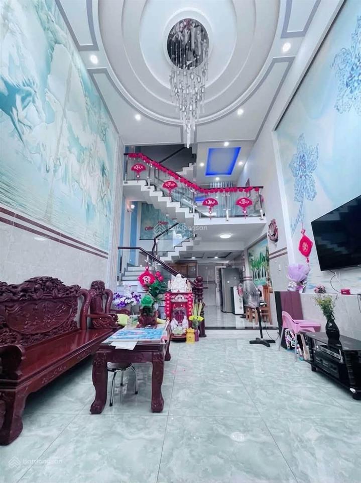 Nhà đẹp 5 tầng 5pn  78m2 ngang lớn 4.5m  mặt tiền thụt nguyễn văn công p3 gò vấp