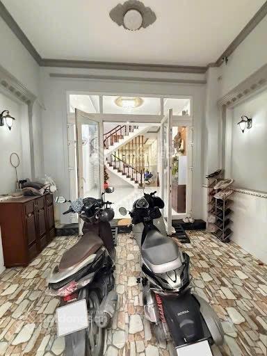 Gần emart  nhà đẹp 4 tầng 6pn  92m2  hẻm xe tải  chỉ từ 8 tỷ