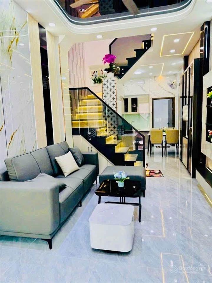 Gần chợ tân sơn, nhà mới 2 tầng 3pn có pn dưới trệt, 45m2, hẻm xe hơi, chỉ từ 4 tỷ